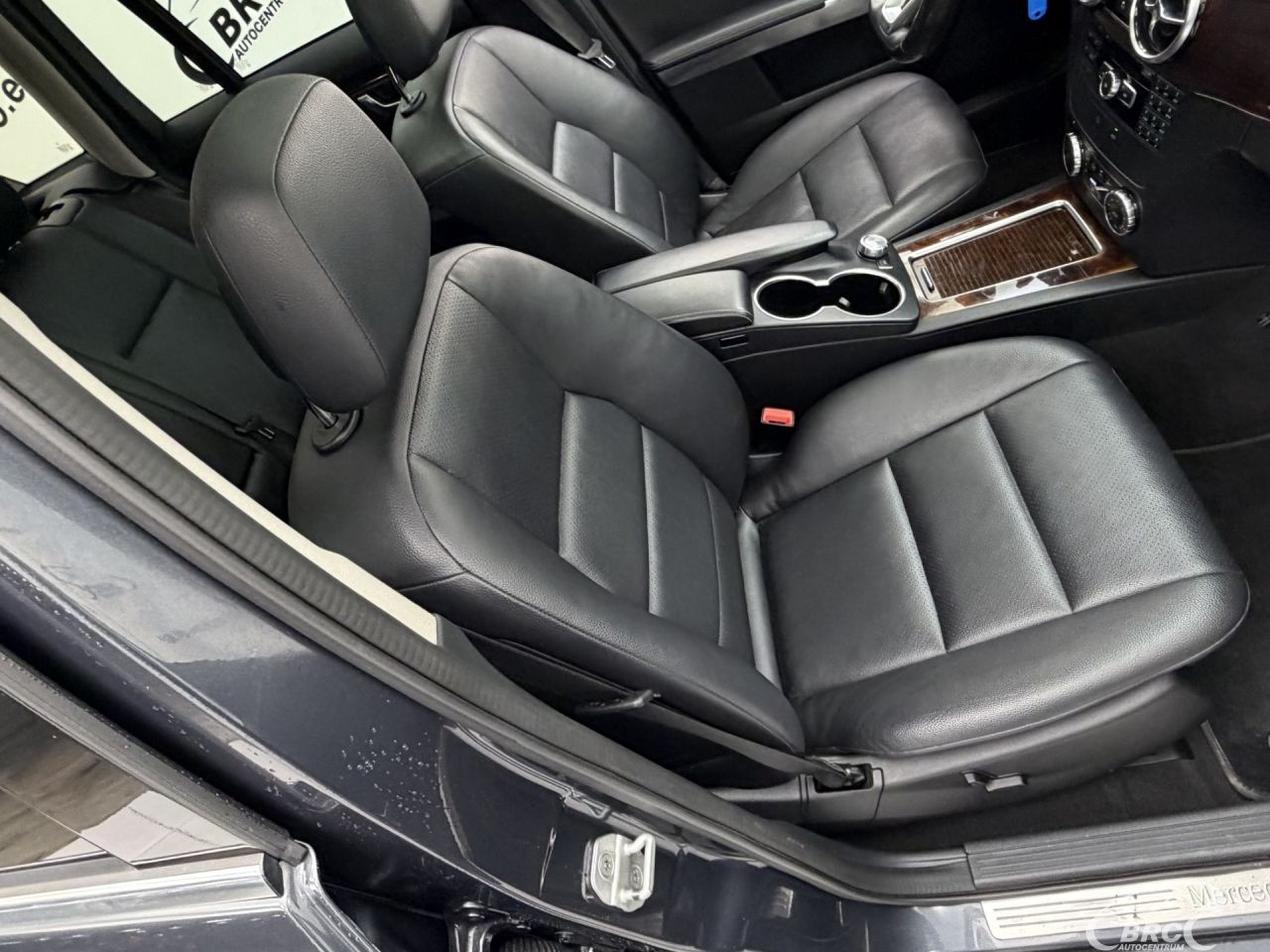 Mercedes-Benz GLK350 | 4