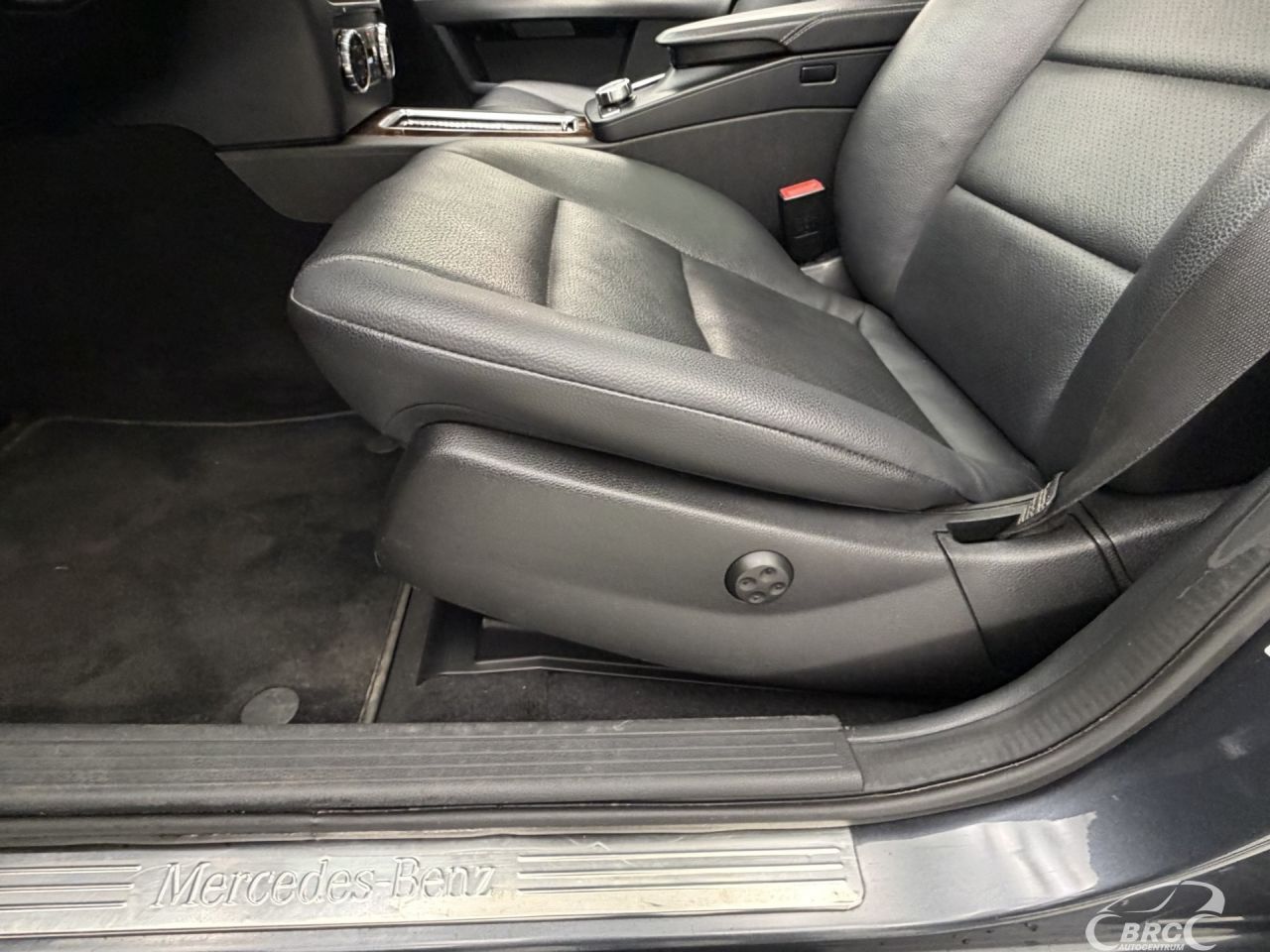 Mercedes-Benz GLK350 | 20