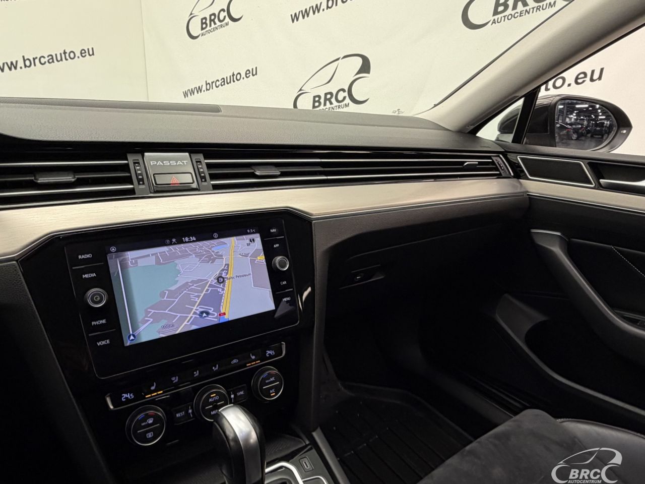 Volkswagen Passat | 23
