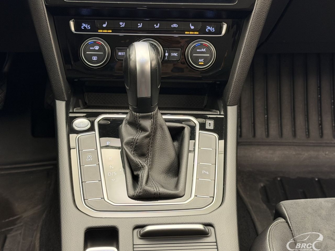 Volkswagen Passat | 16