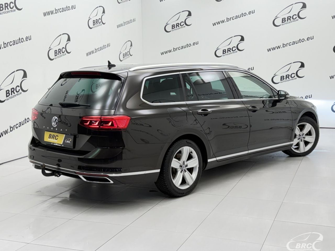 Volkswagen Passat | 1