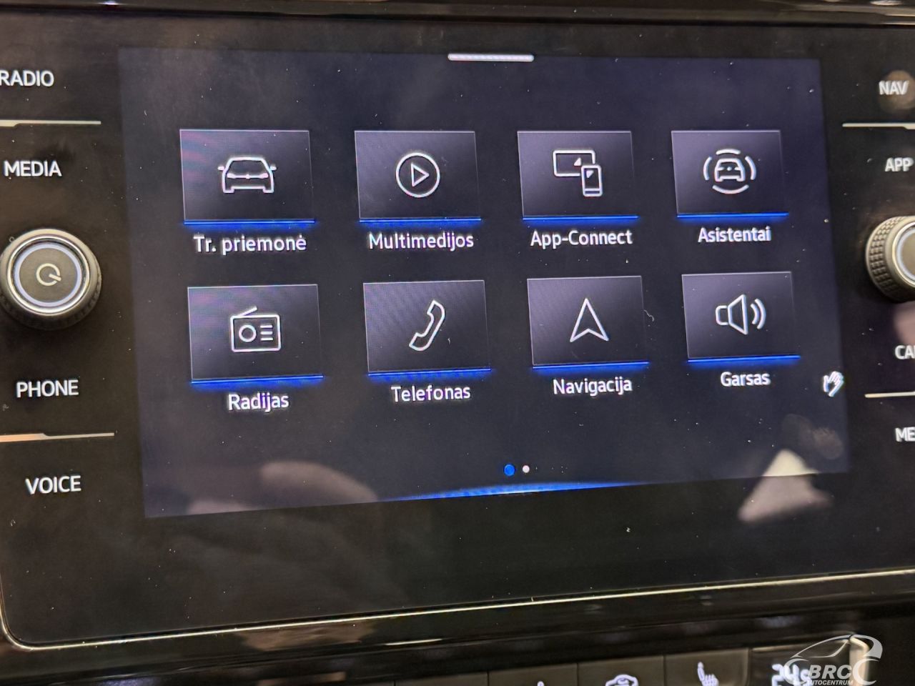 Volkswagen Passat | 35