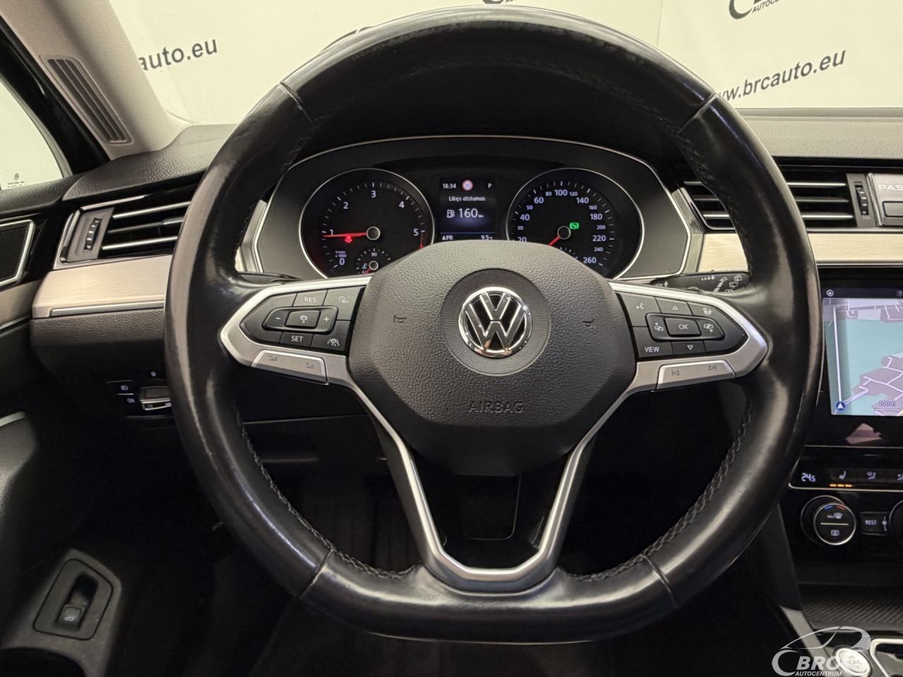 Volkswagen Passat | 24