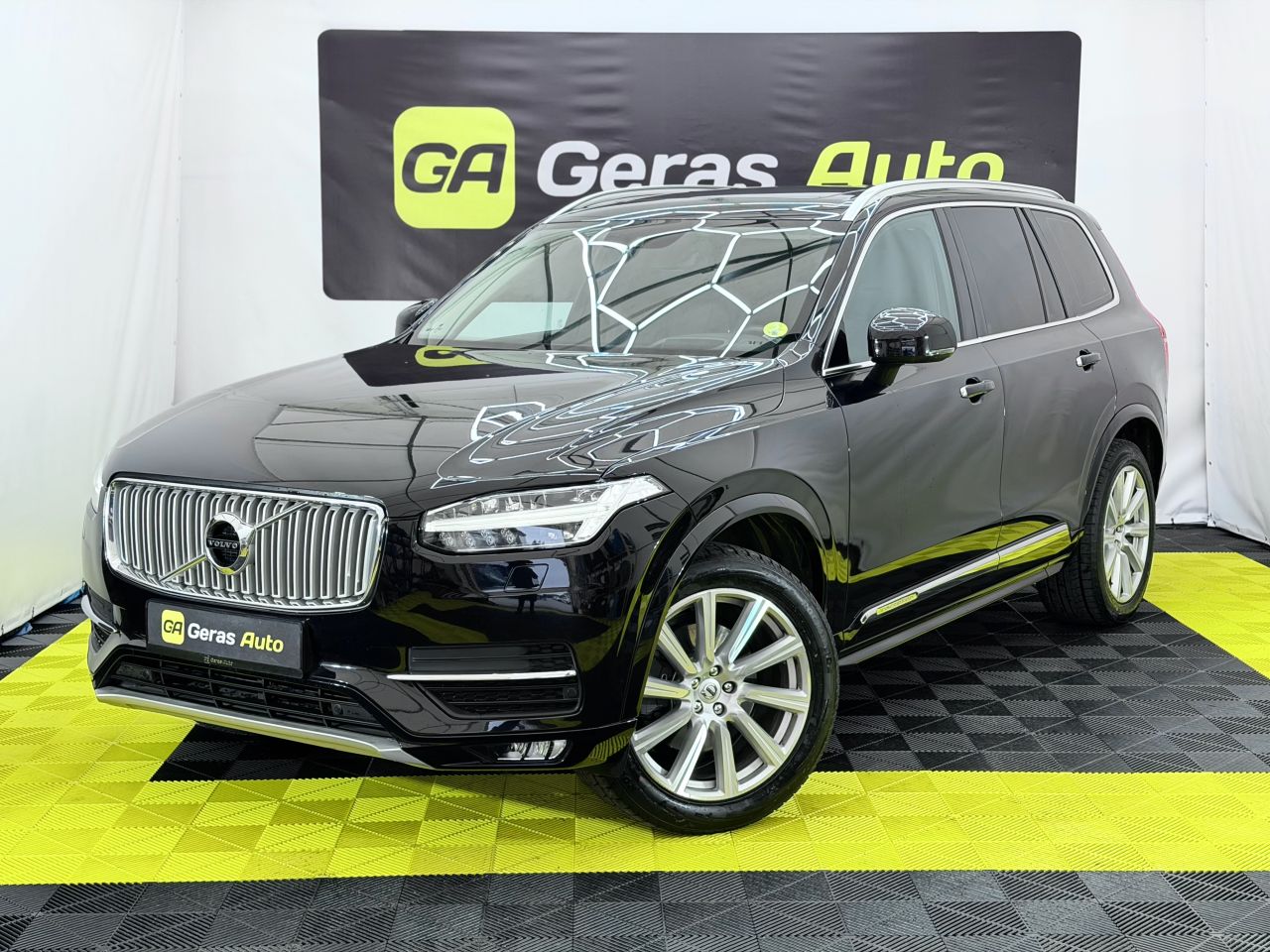 Volvo XC90, visureigis