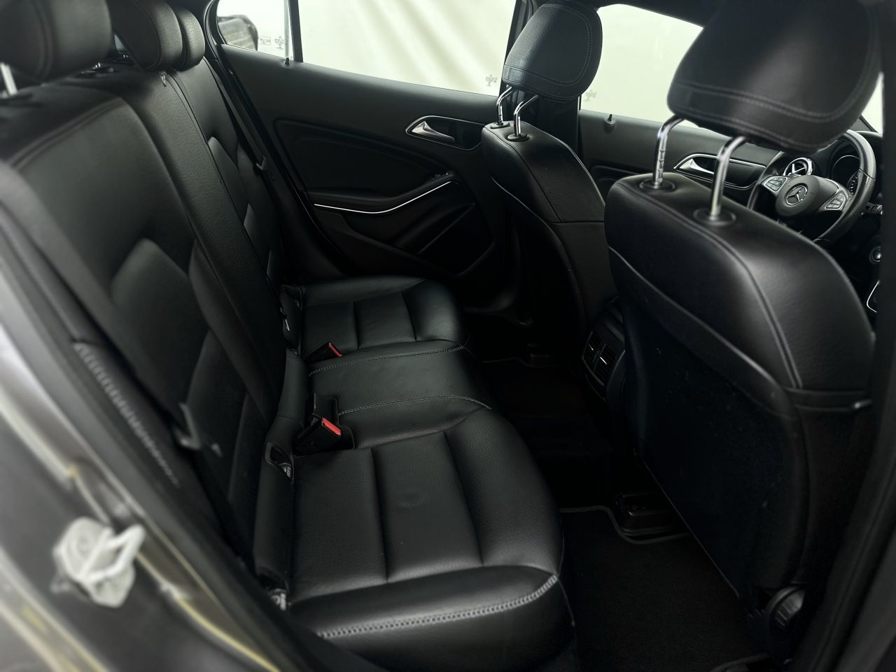 Mercedes-Benz GLA220 | 13