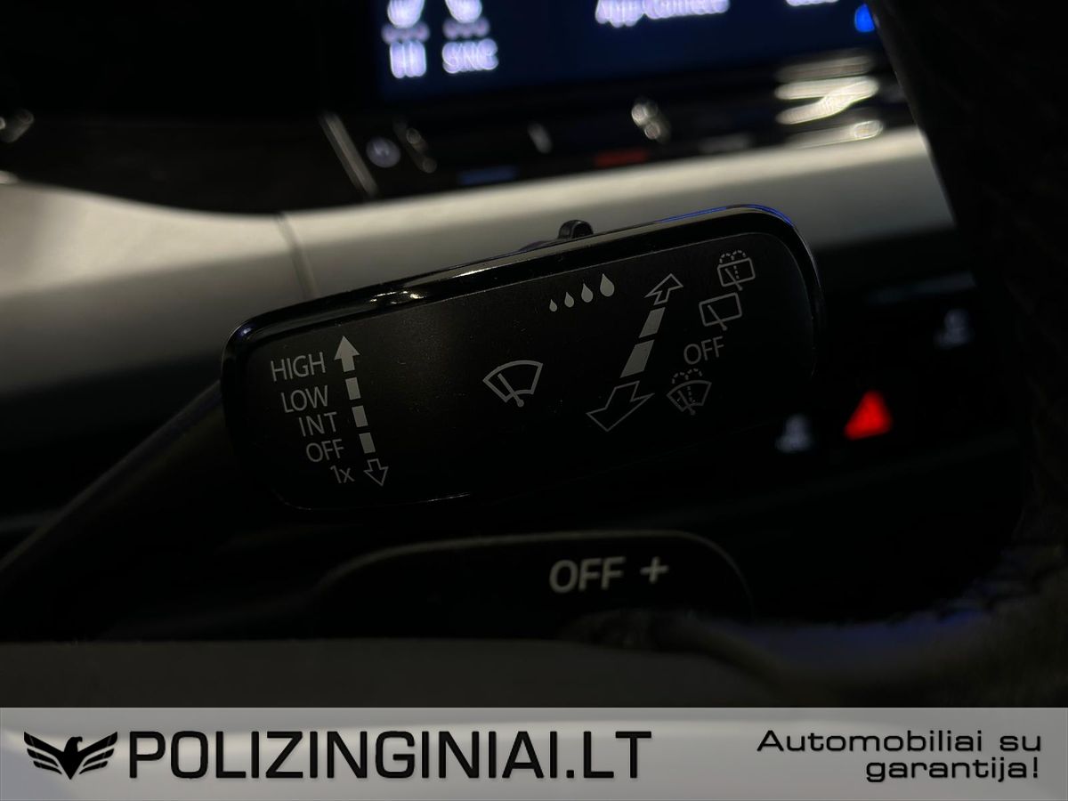 Volkswagen Golf | 11