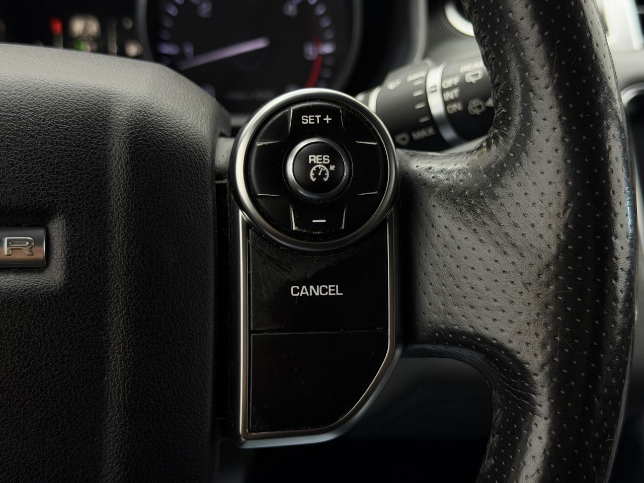 Land Rover Range Rover | 25