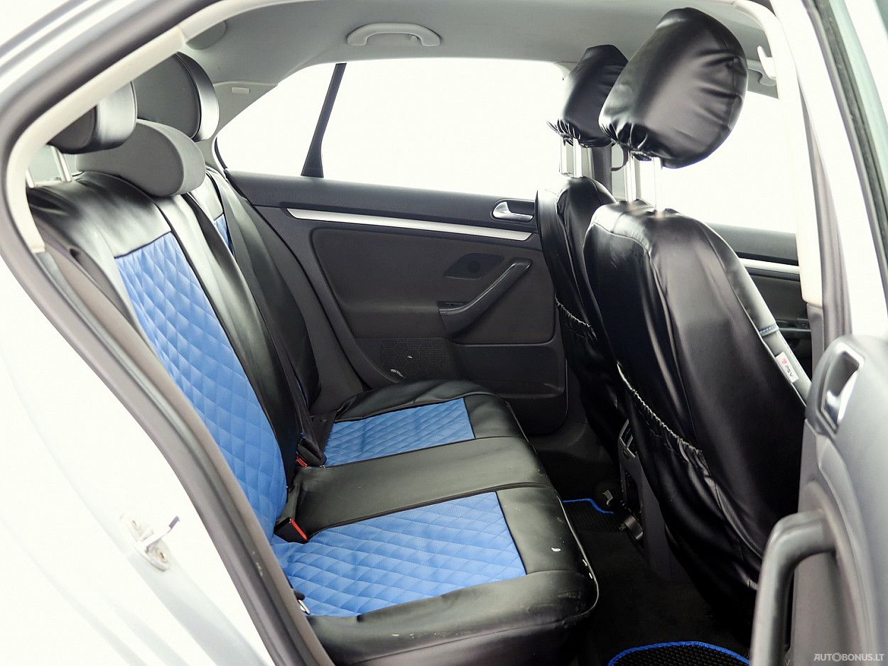 Volkswagen Jetta | 6