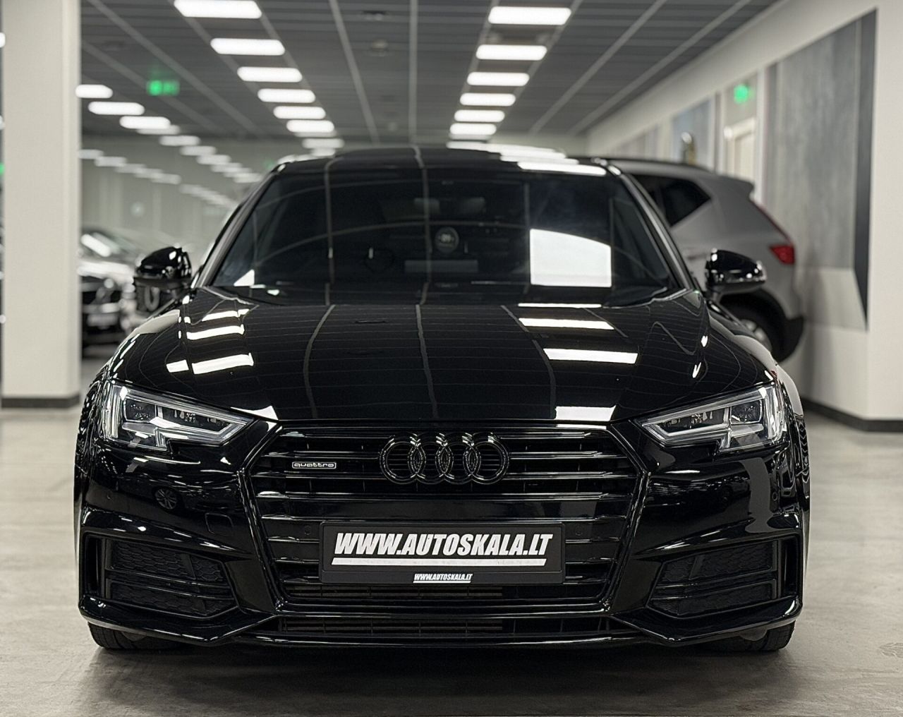 Audi A4 | 1