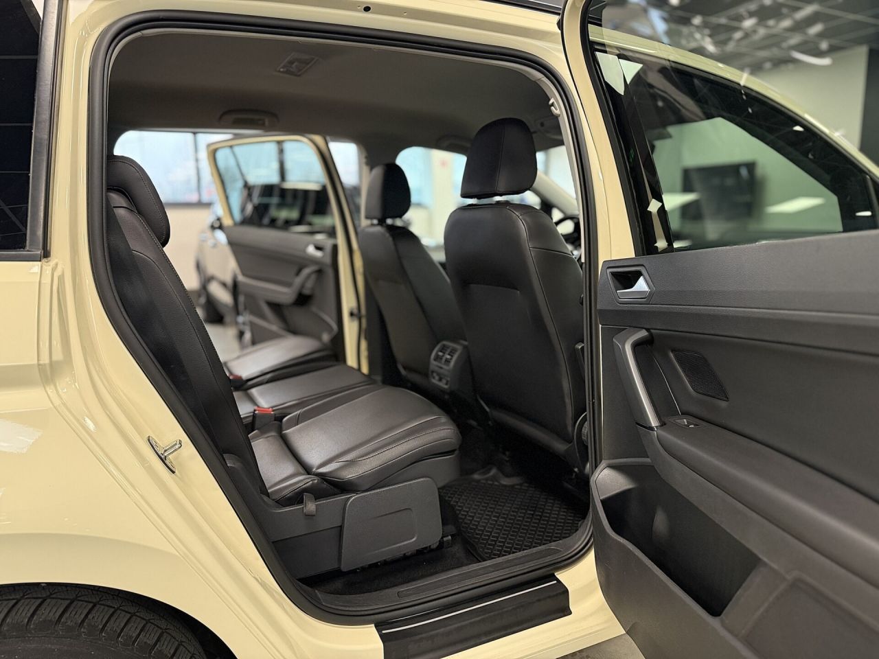 Volkswagen Touran | 19