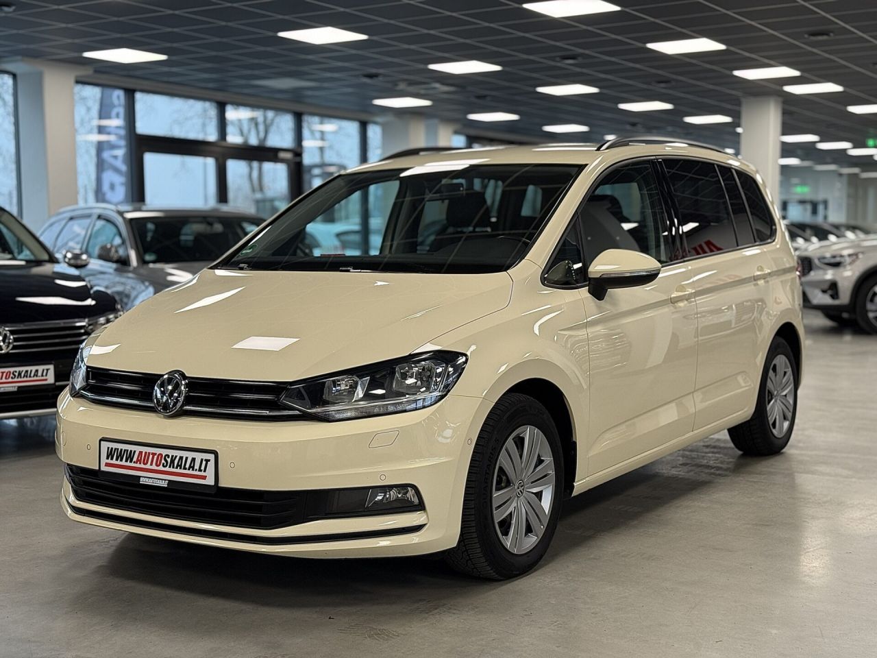 Volkswagen Touran | 29