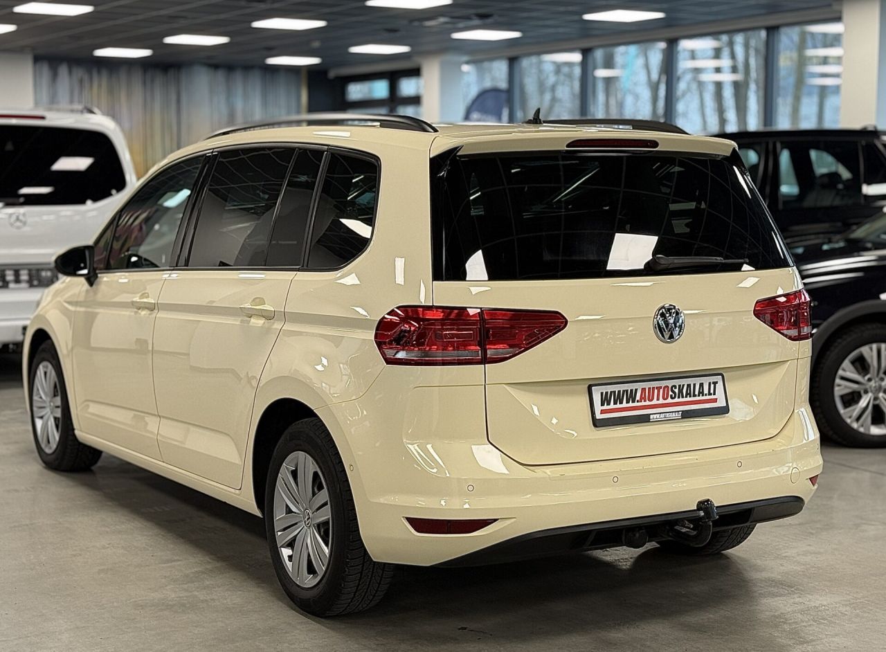 Volkswagen Touran | 6