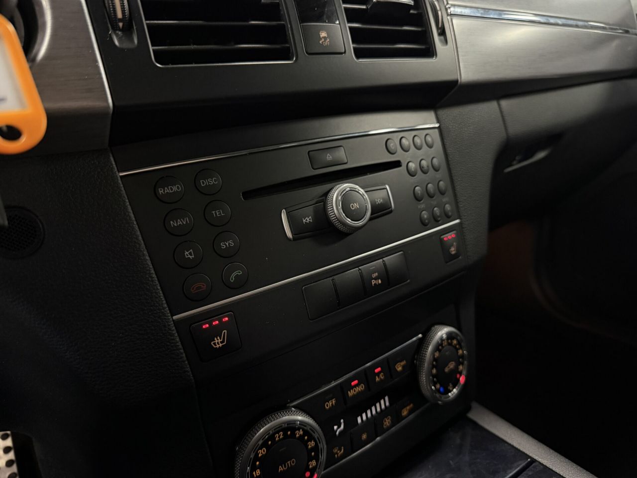 Mercedes-Benz GLK220 | 13