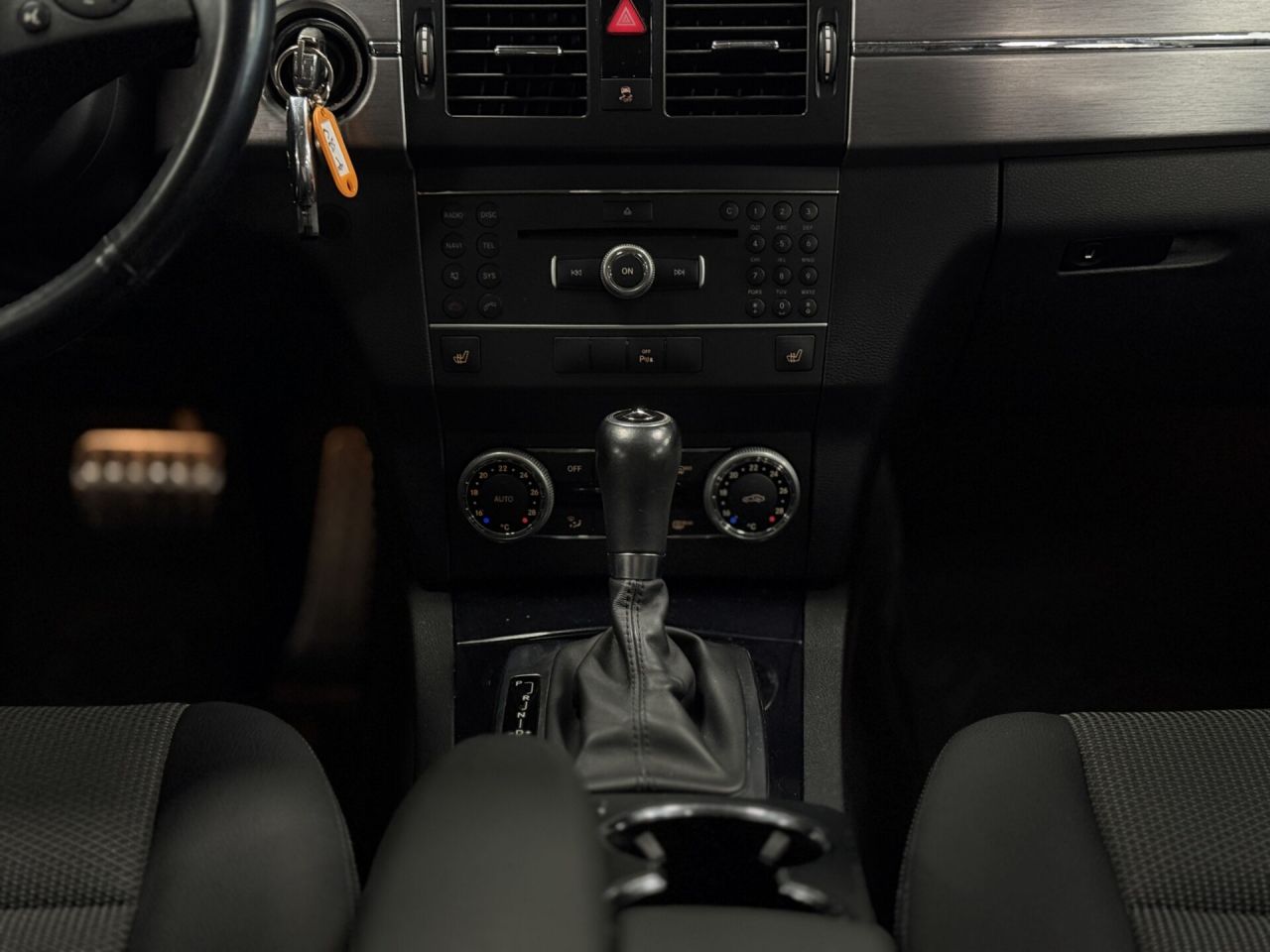 Mercedes-Benz GLK220 | 19