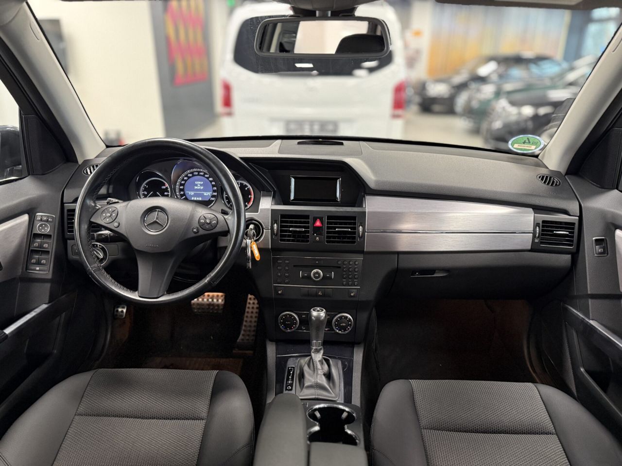 Mercedes-Benz GLK220 | 5