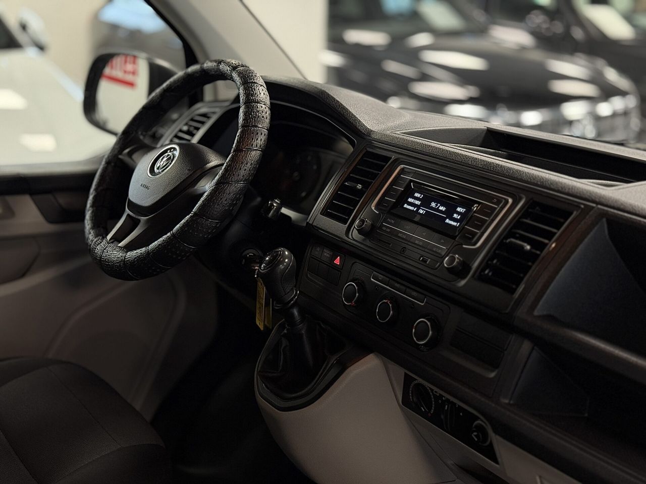 Volkswagen Transporter | 24