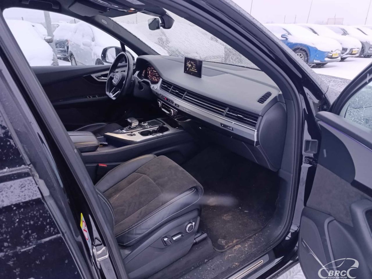 Audi Q7 | 9