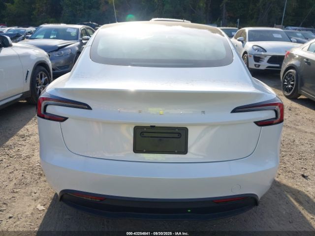 Tesla Model 3 | 14