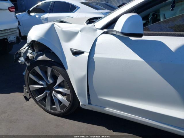 Tesla Model 3 | 18