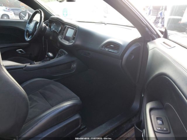 Dodge Challenger | 4