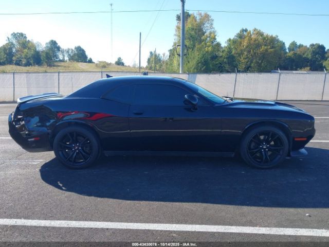 Dodge Challenger | 12