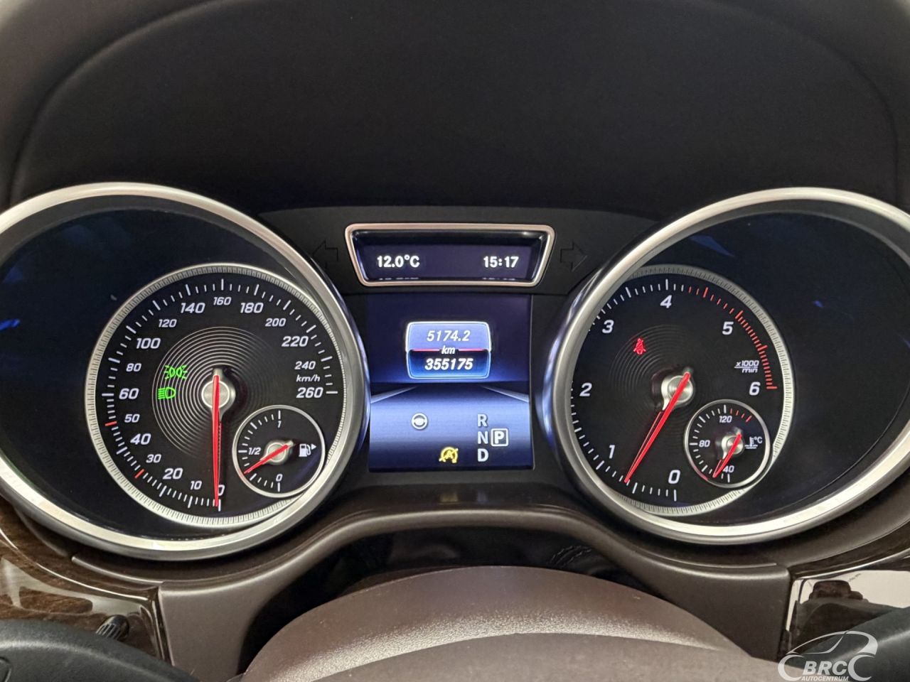 Mercedes-Benz GLS350 | 40