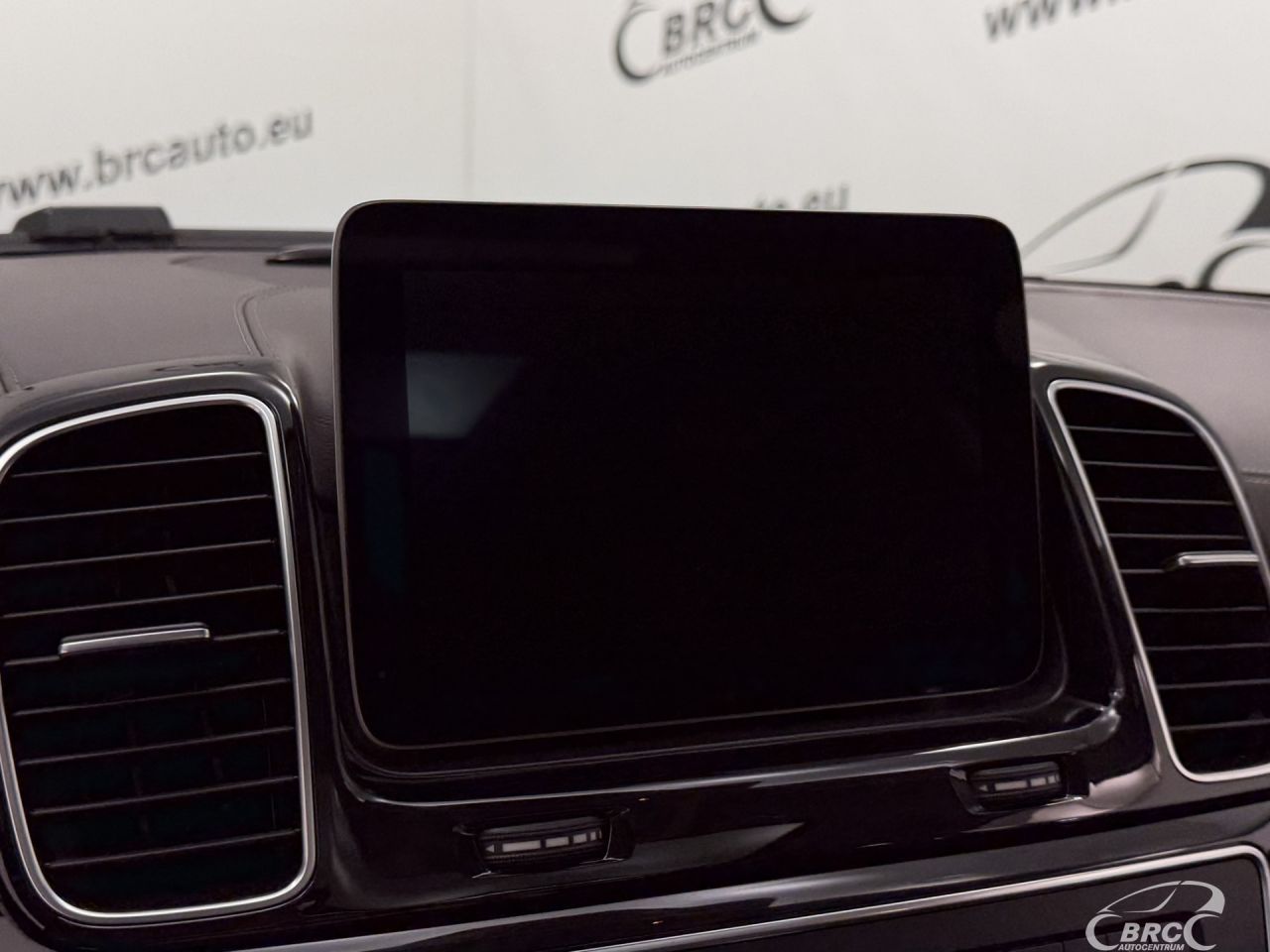 Mercedes-Benz GLS350 | 46