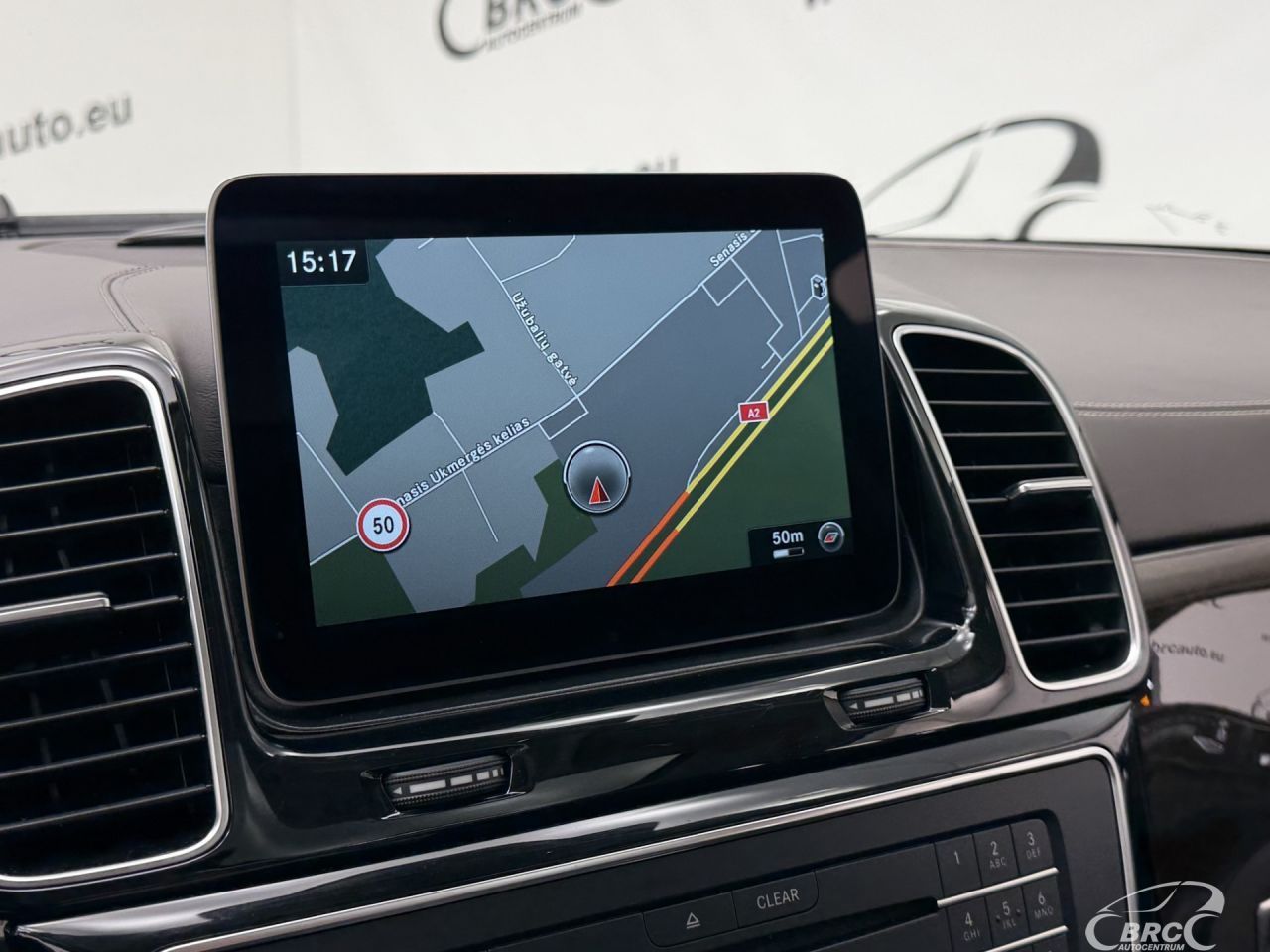 Mercedes-Benz GLS350 | 42