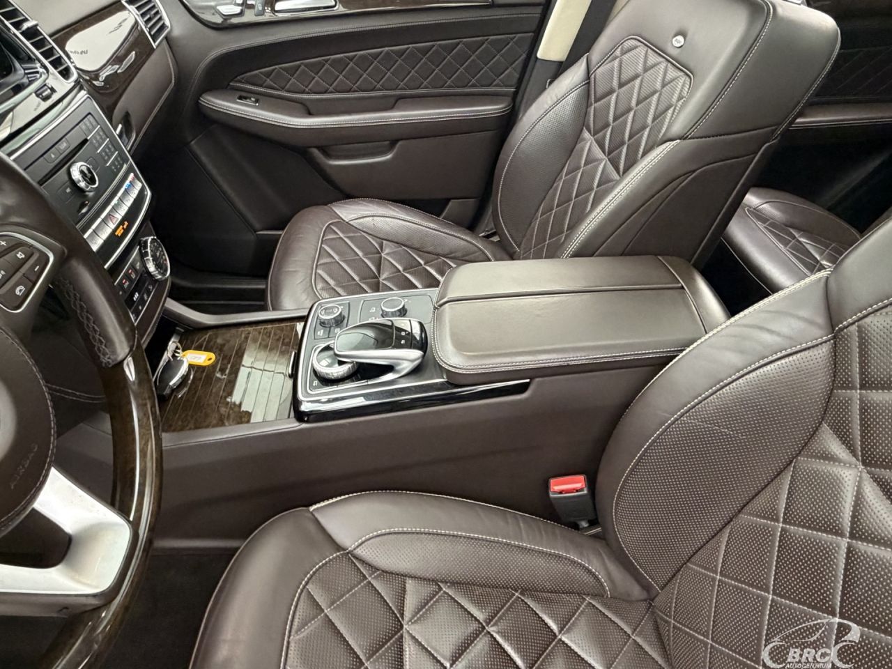 Mercedes-Benz GLS350 | 31