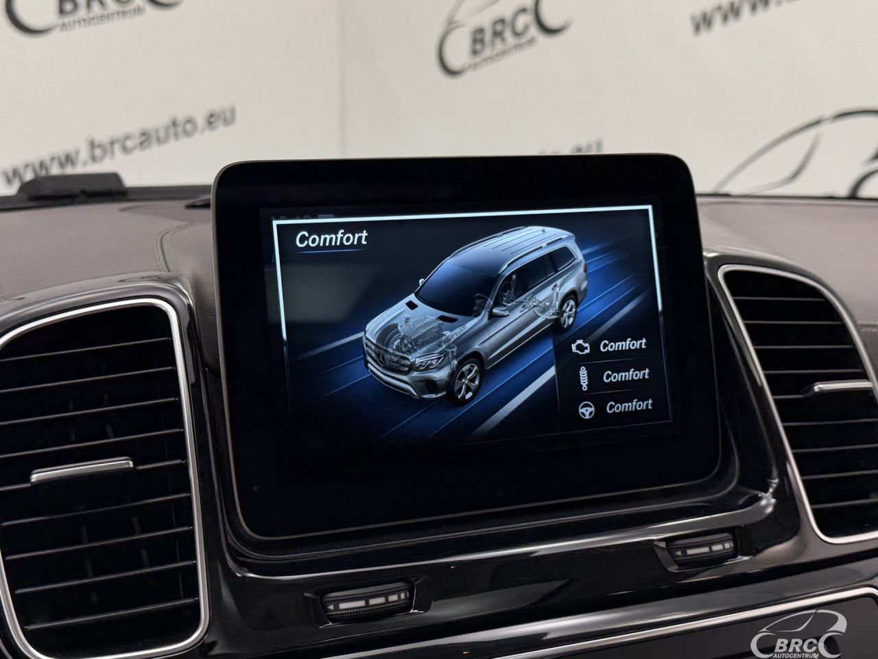 Mercedes-Benz GLS350 | 51