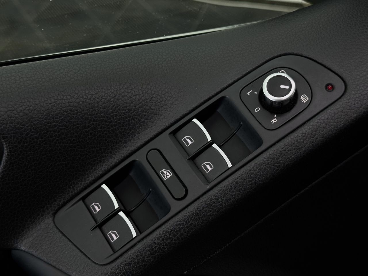 Volkswagen Tiguan | 16