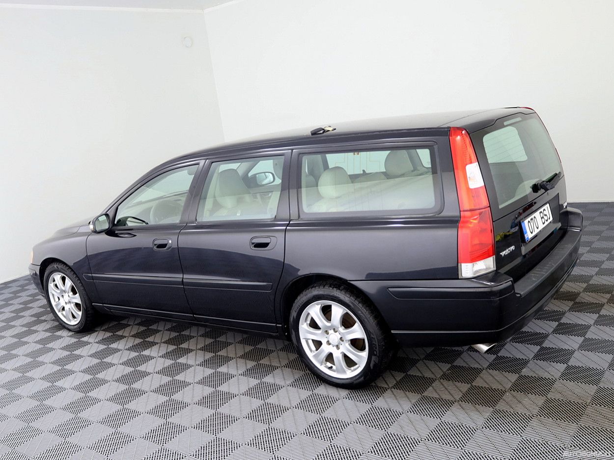 Volvo V70 | 3