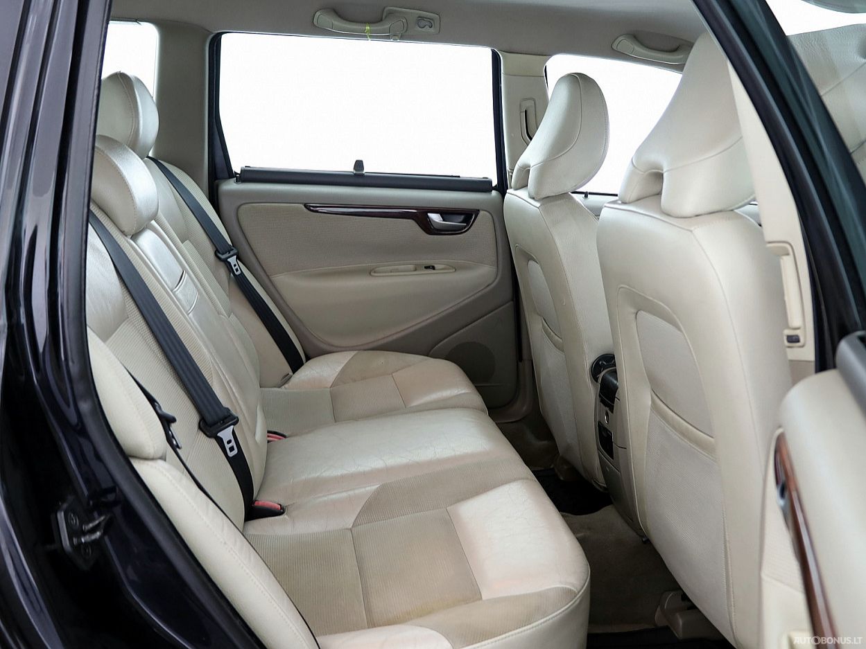 Volvo V70 | 6