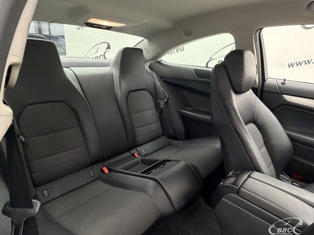 Mercedes-Benz C220 | 8