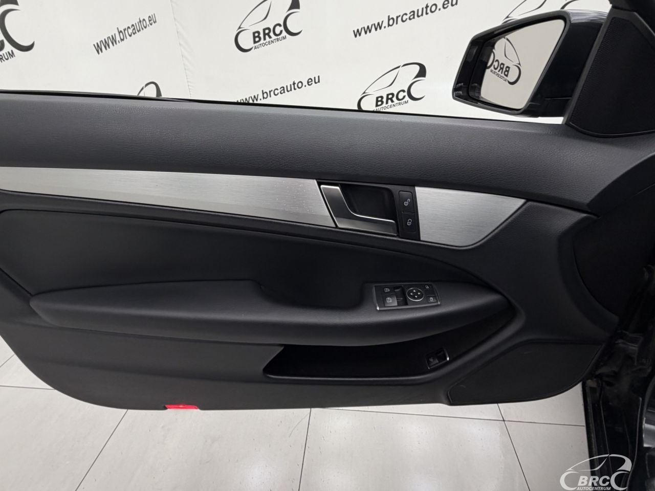 Mercedes-Benz C220 | 16