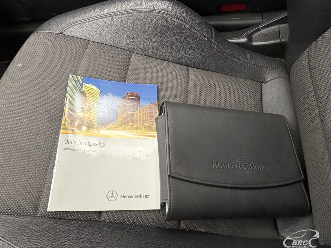 Mercedes-Benz C220 | 33