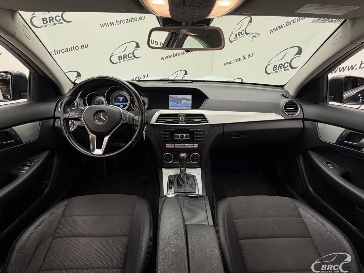 Mercedes-Benz C220 | 2