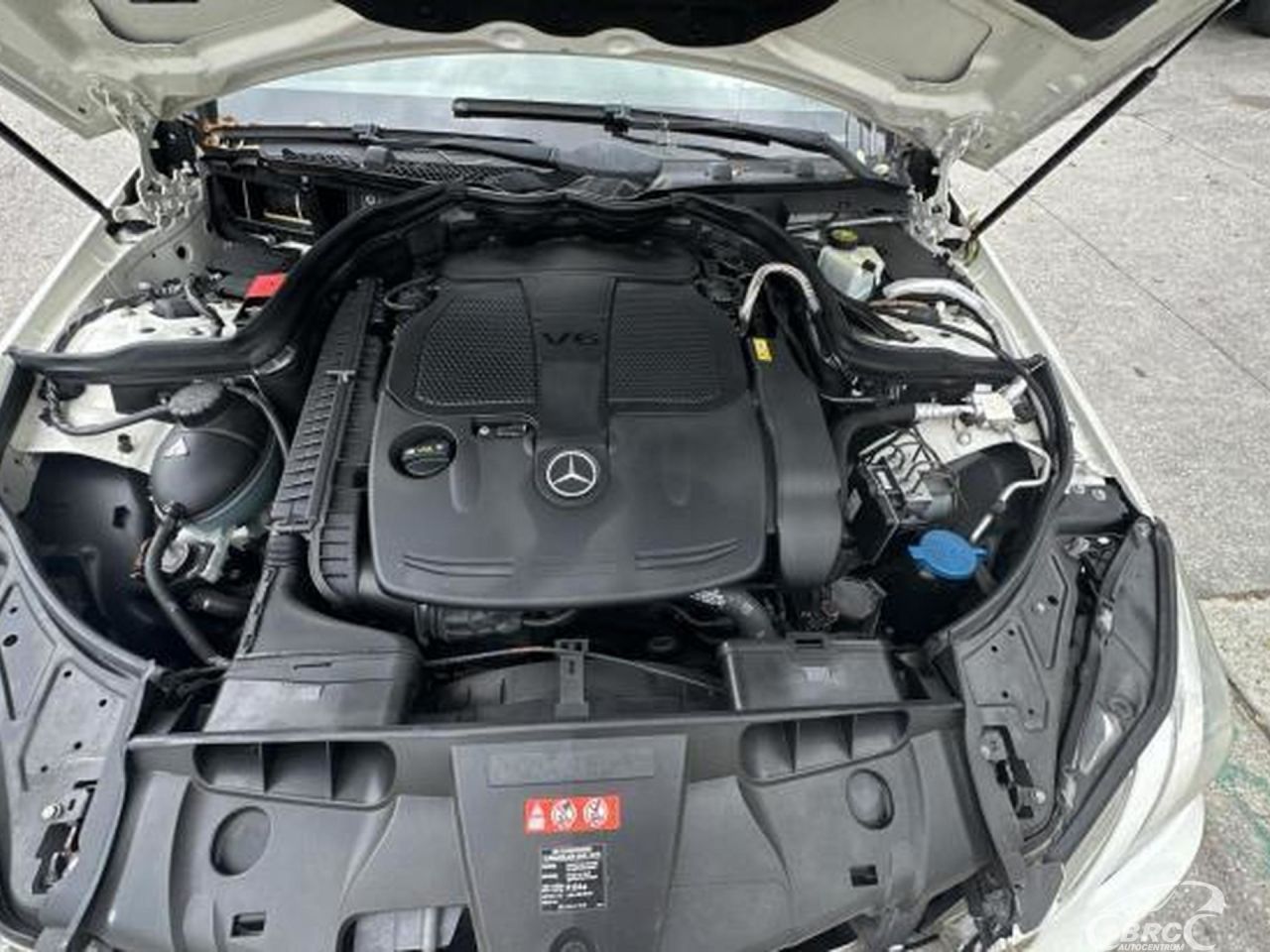 Mercedes-Benz E350 | 46