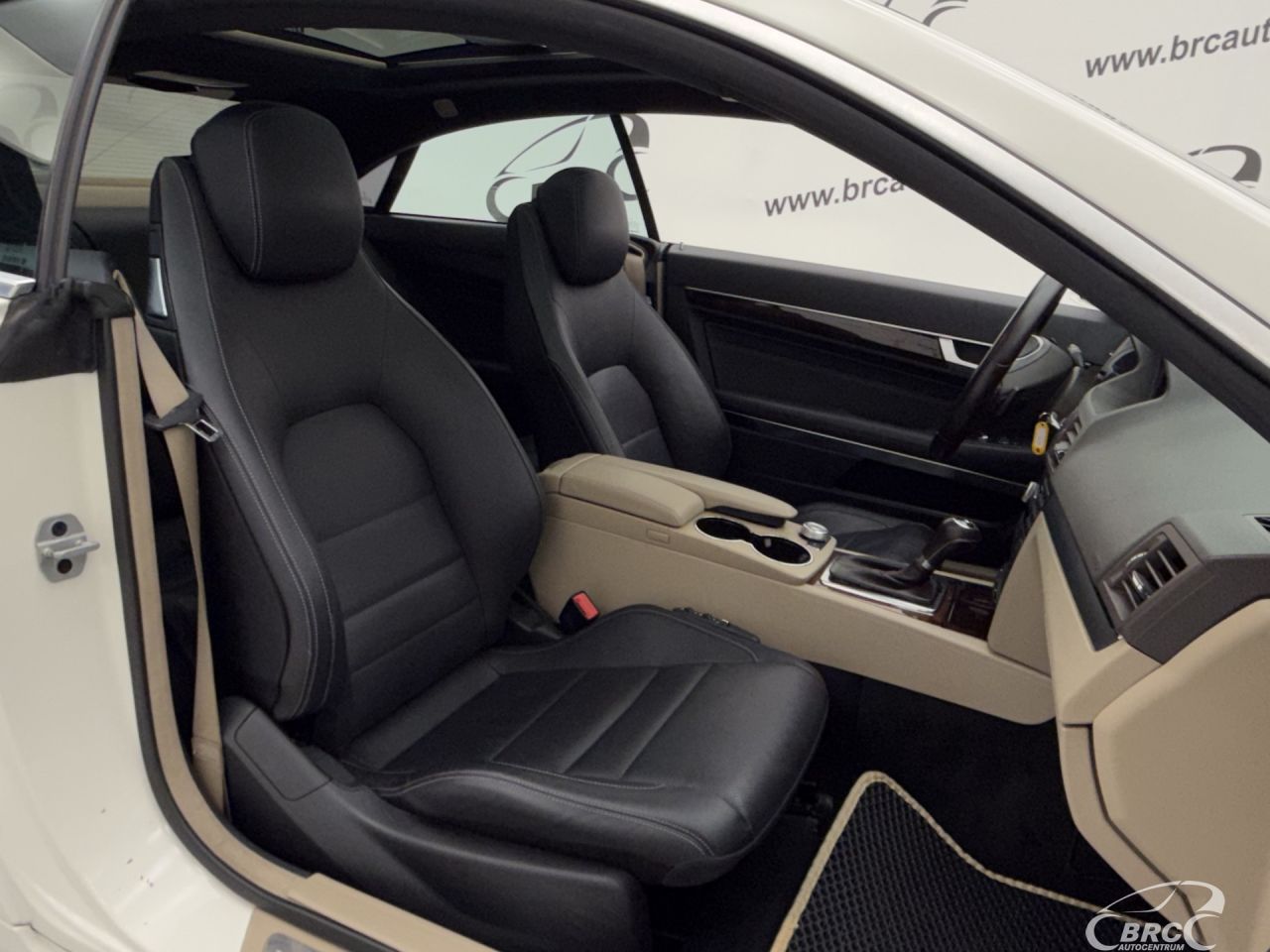 Mercedes-Benz E350 | 6