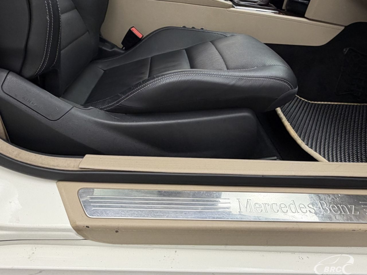 Mercedes-Benz E350 | 5