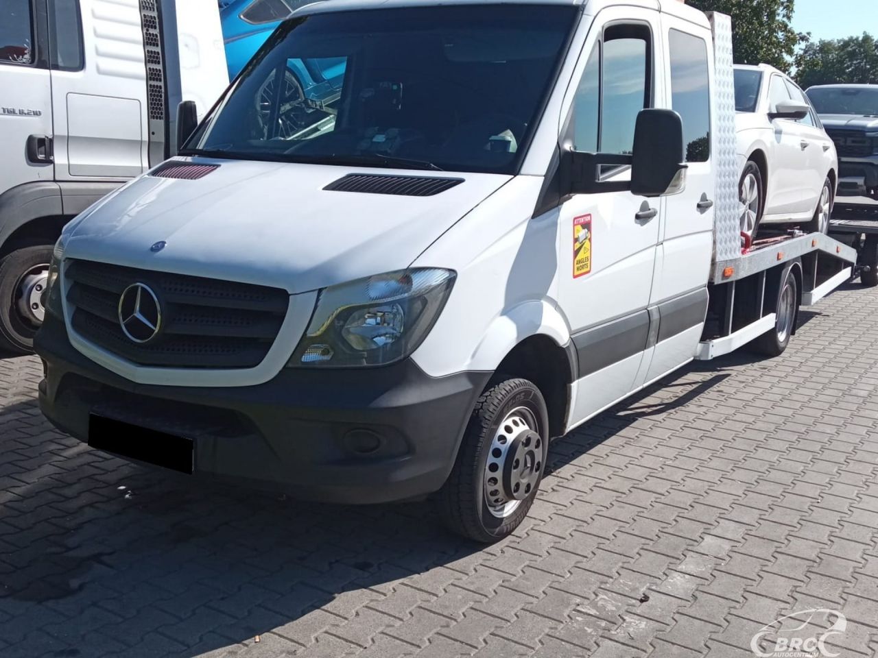 Mercedes-Benz Sprinter | 3