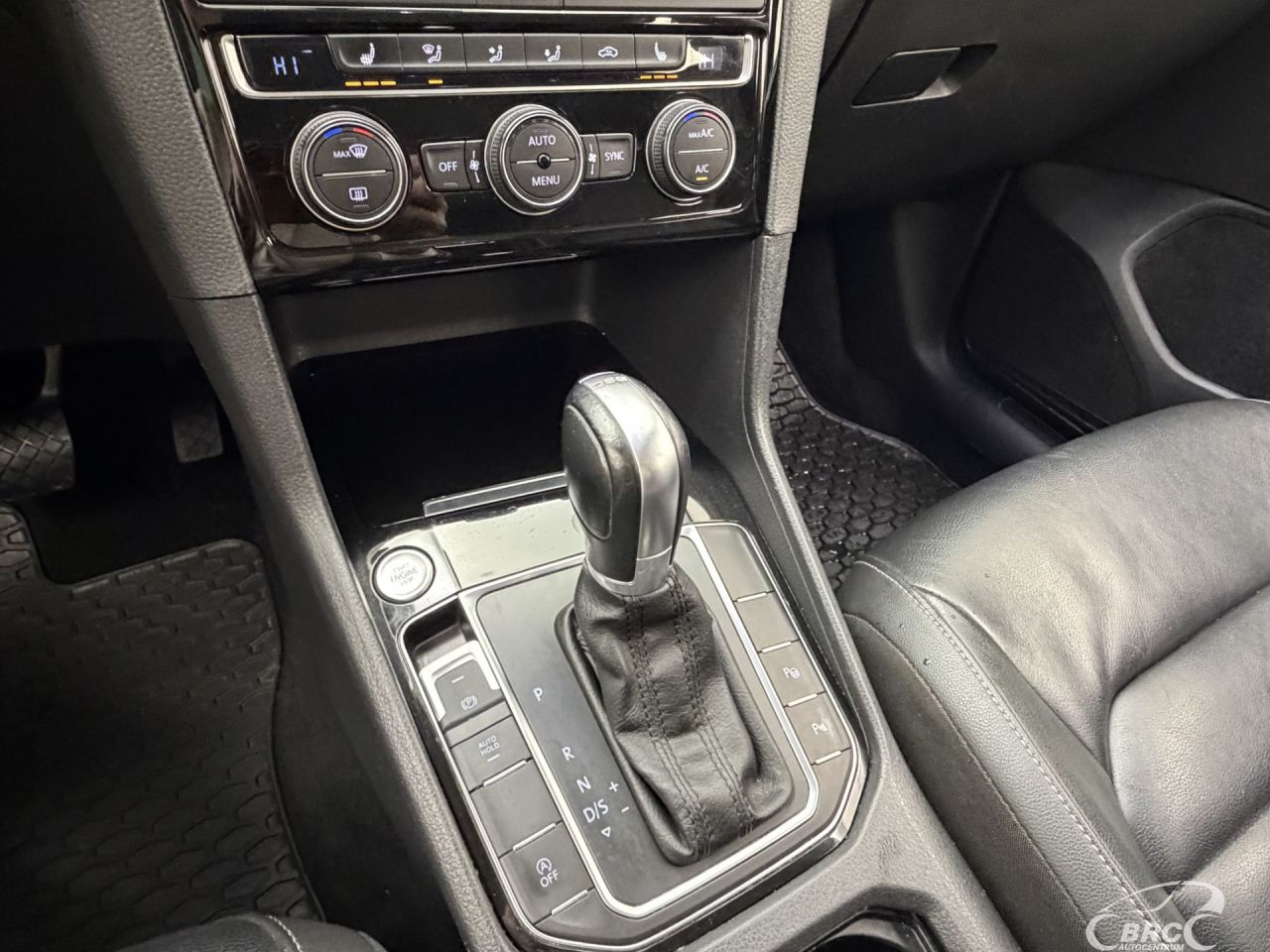 Volkswagen Golf | 25