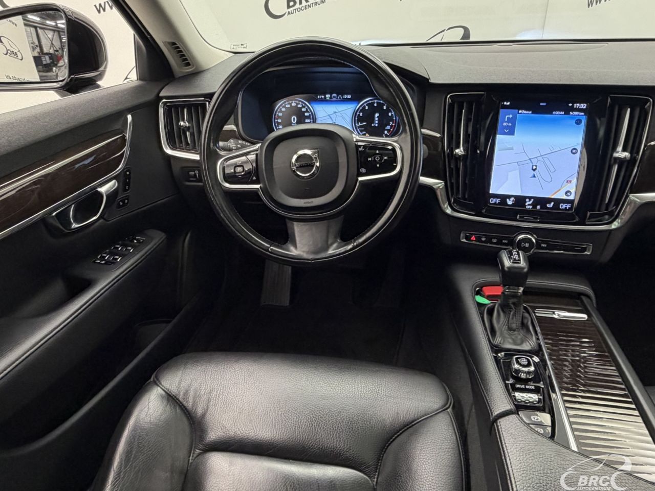 Volvo S90 | 16