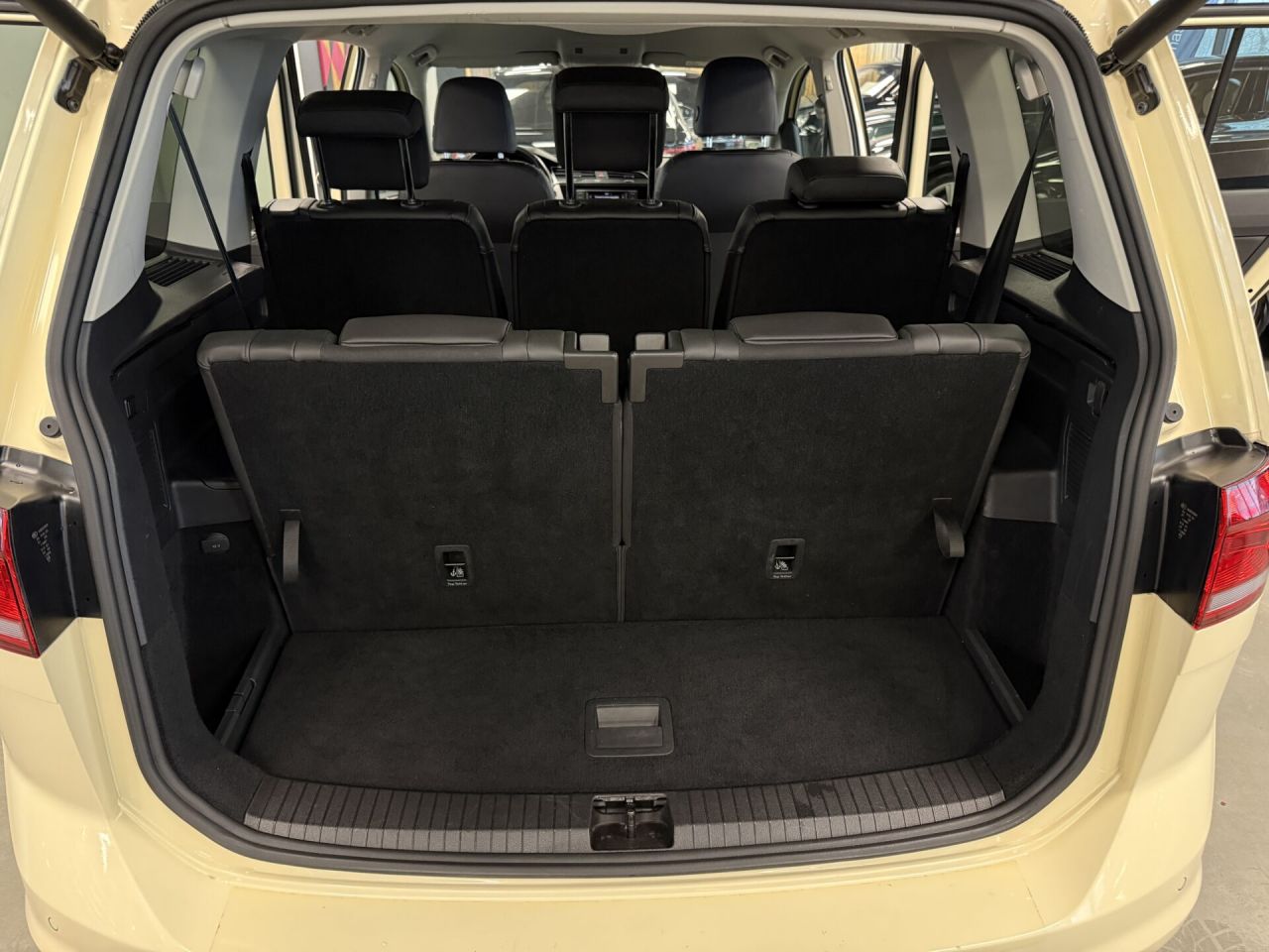 Volkswagen Touran | 17