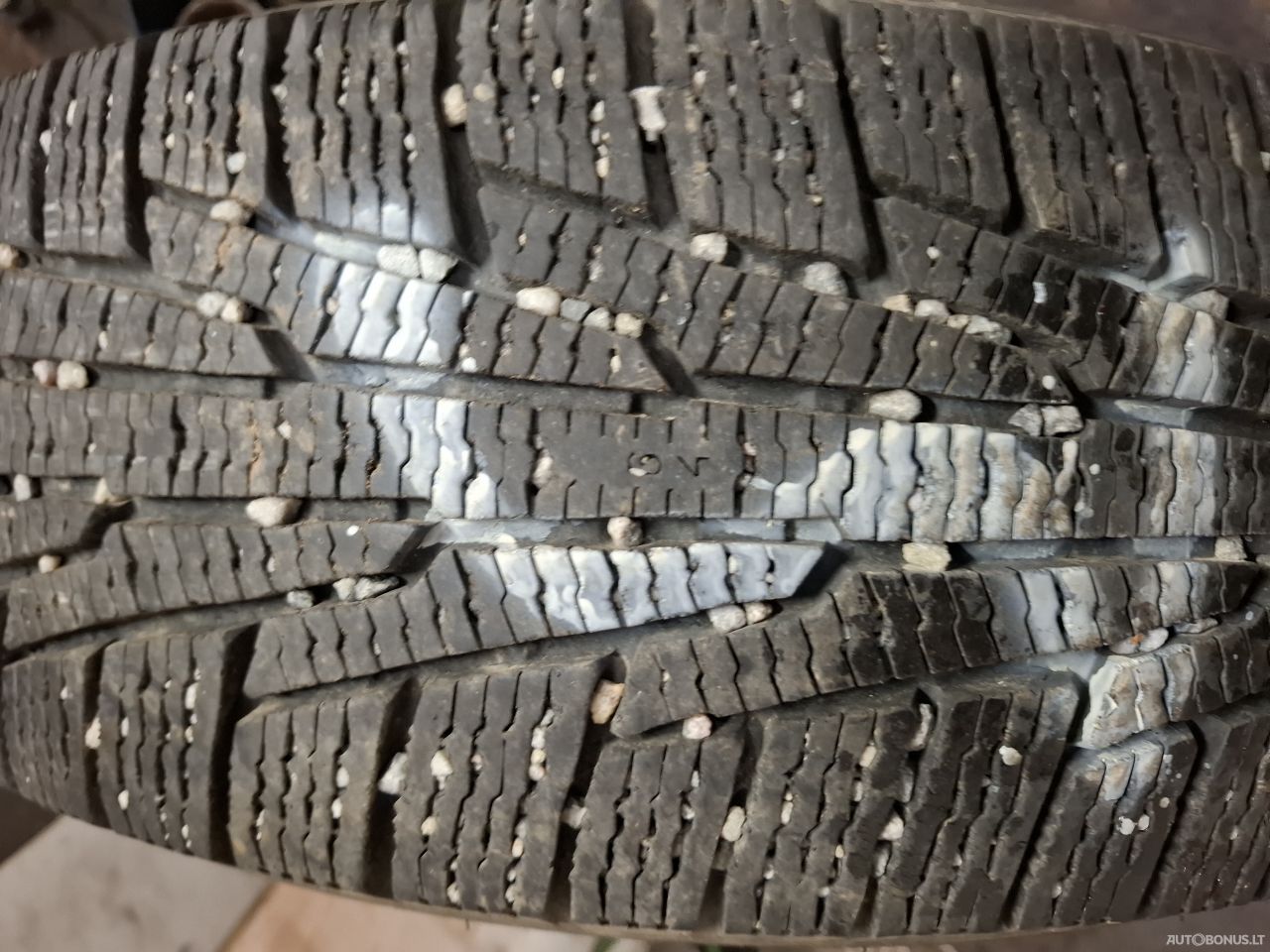 Nokian 185/60R15 зимние шины