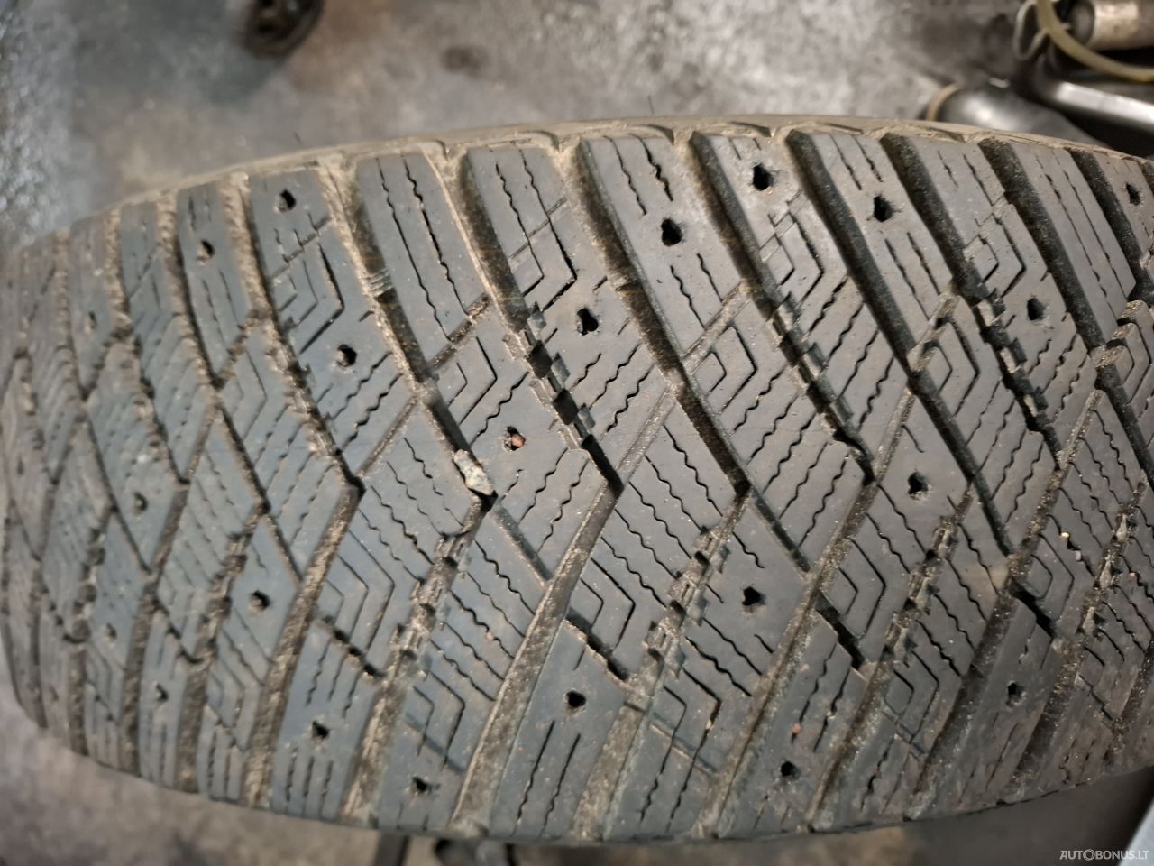 Goodyear 215/60R17 žieminės padangos