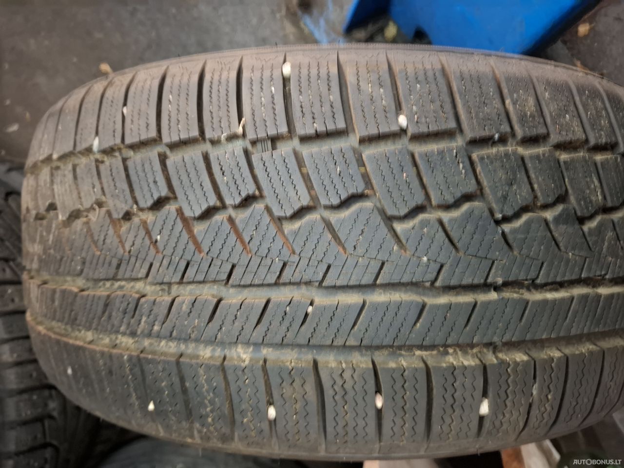 Zeetex 235/40R18 зимние шины