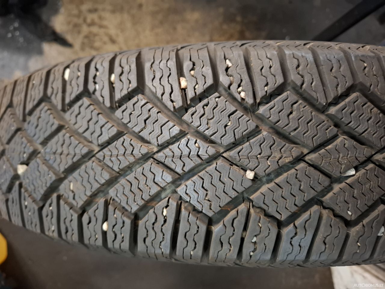 Continental 155/70R19 зимние шины