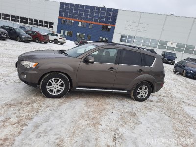 Mitsubishi Outlander | 2