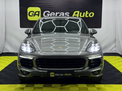 Porsche Cayenne | 1